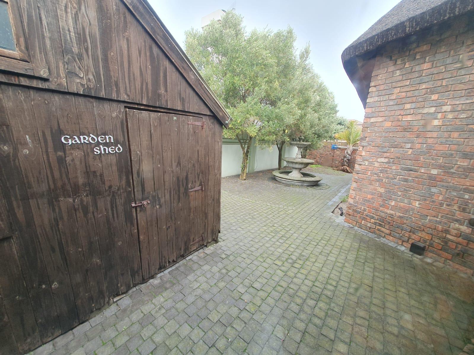 Image 5 of 6