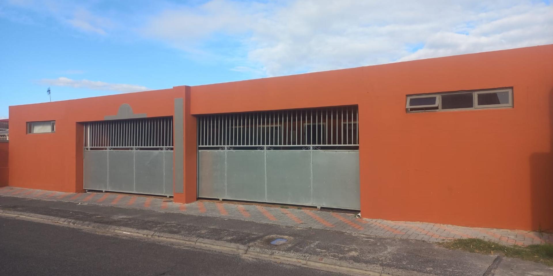 Image 1 of 6