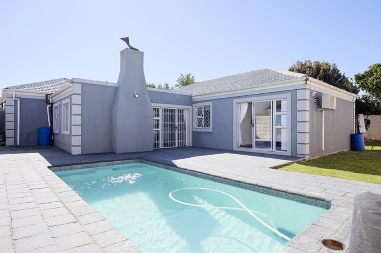 Main property image