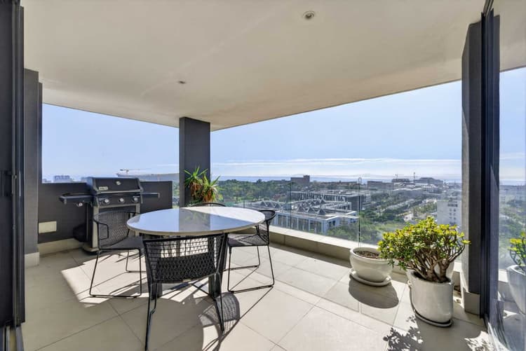 Main property image
