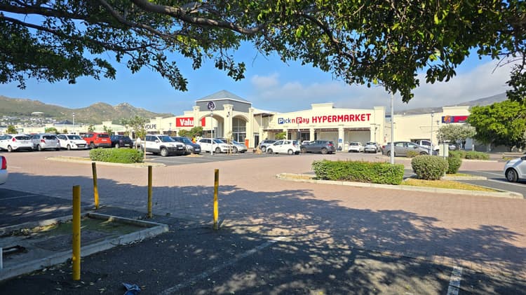 Main property image