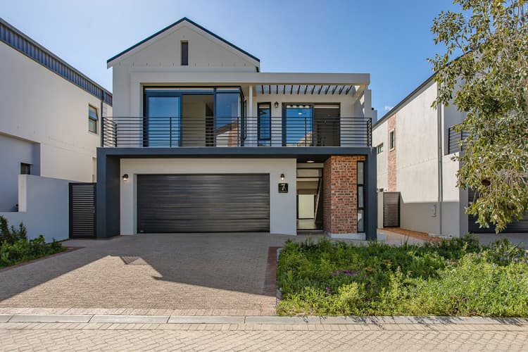 Main property image