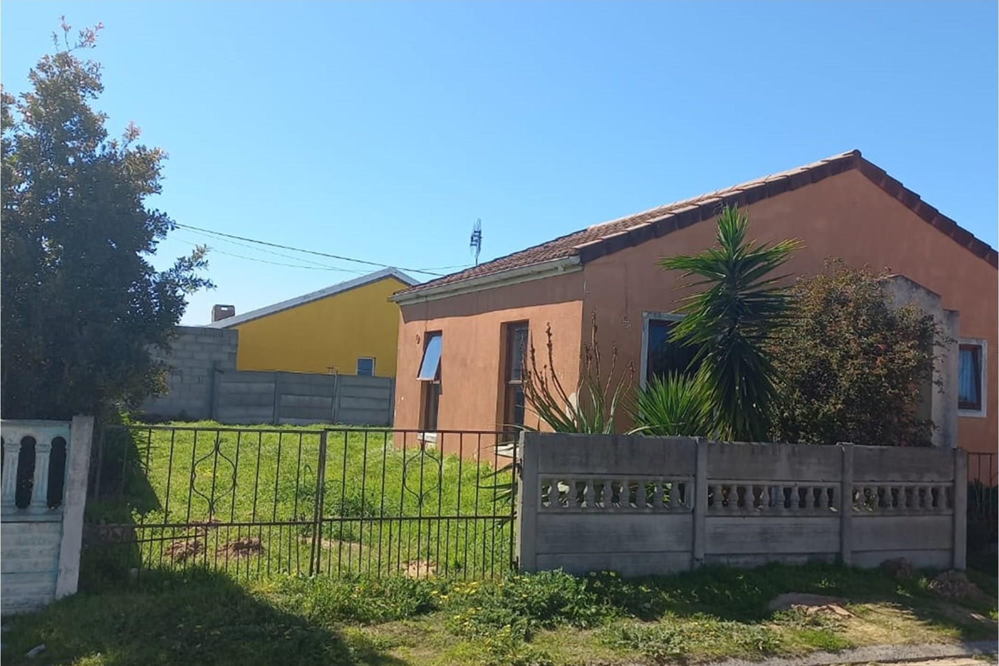 Image 2 of 6