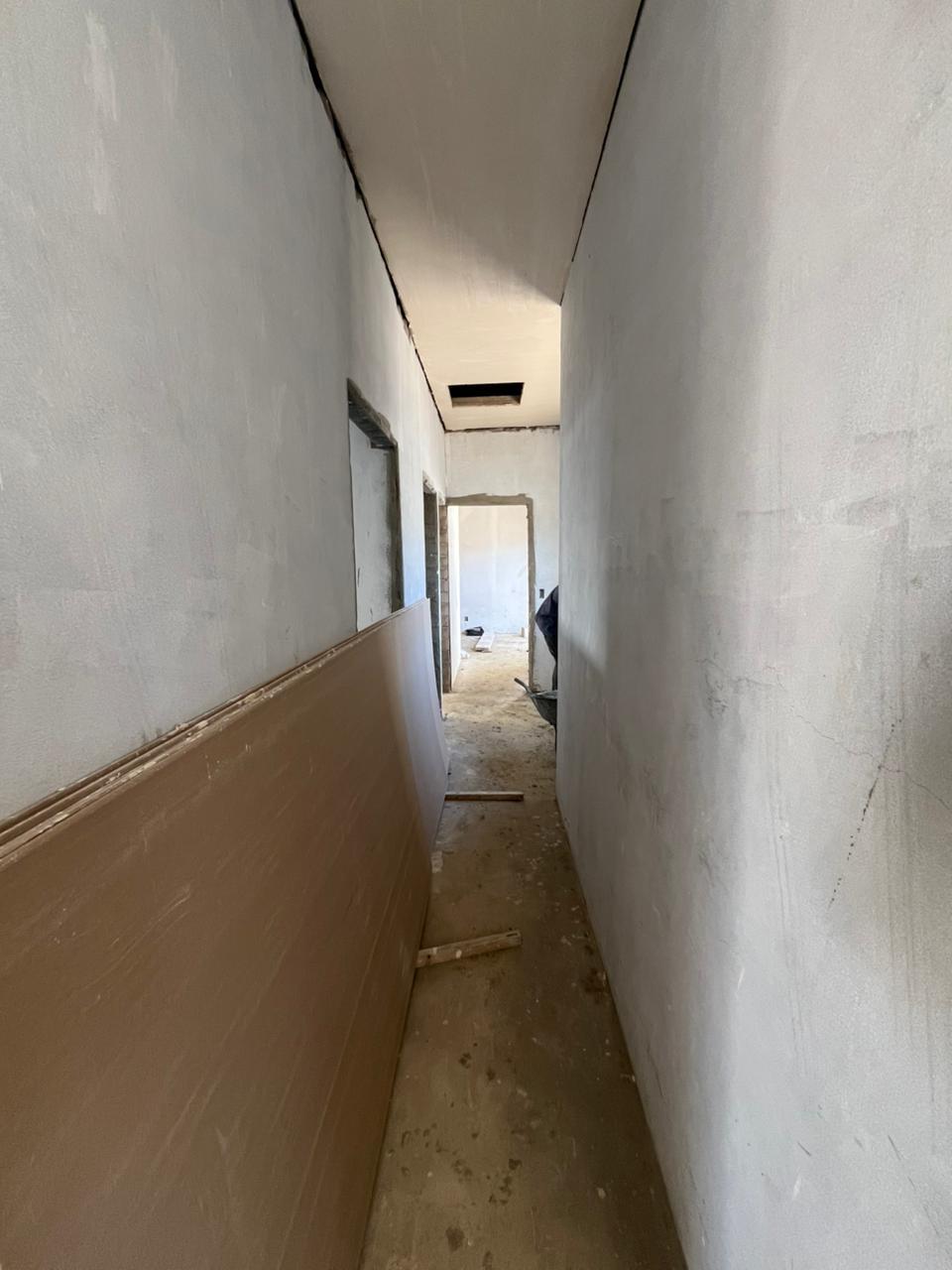 Image 3 of 6