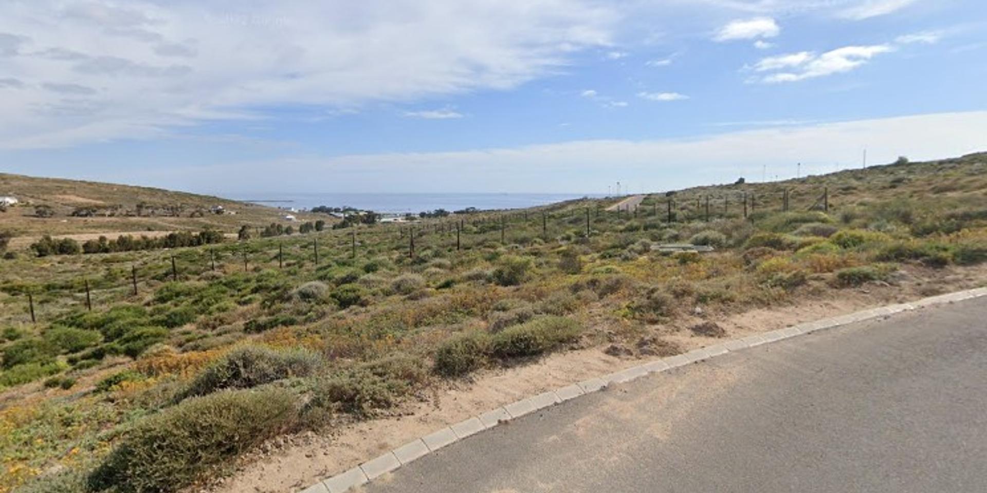 Image 4 of 6