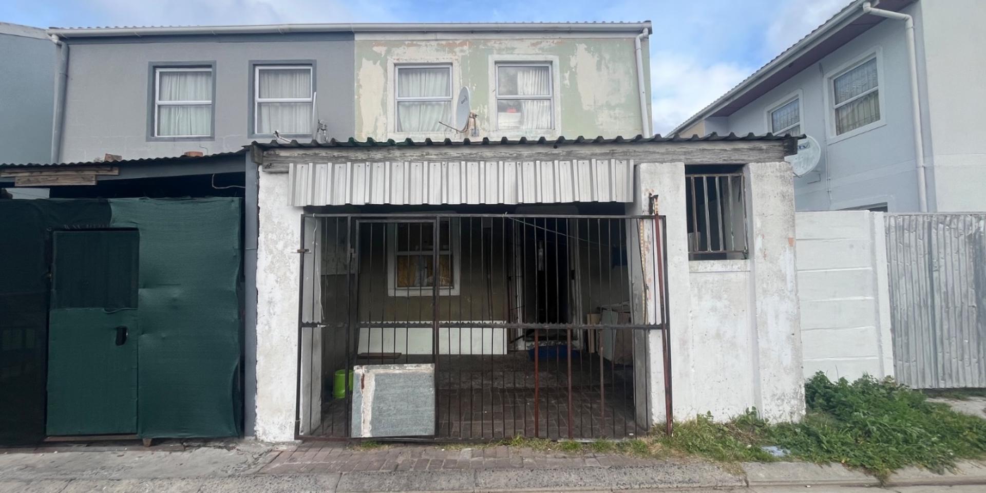 Image 1 of 6