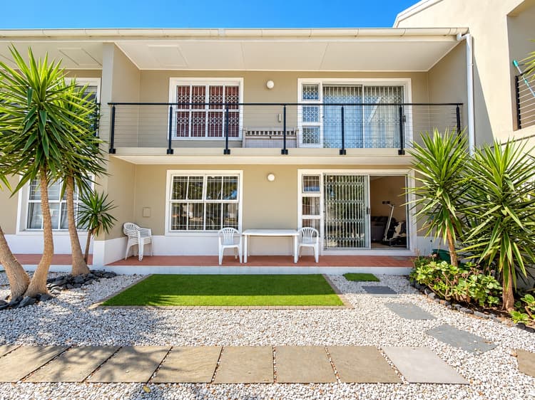 Main property image