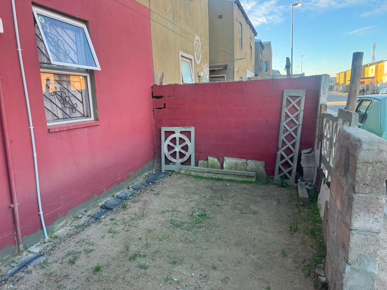 Image 12