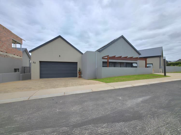 Main property image