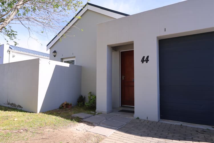 Main property image