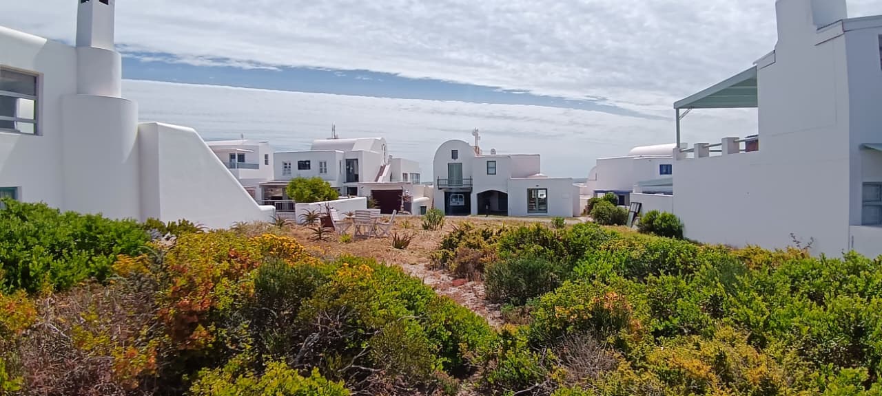 Image 4 of 6