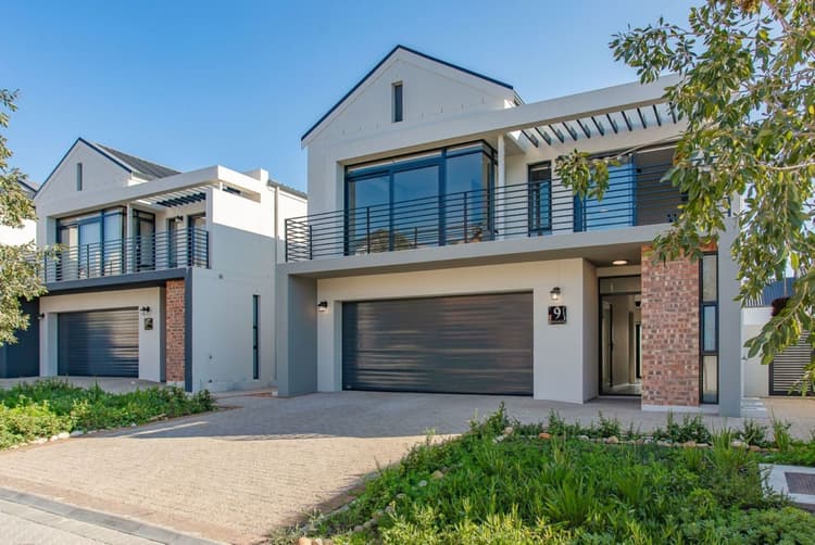 Main property image