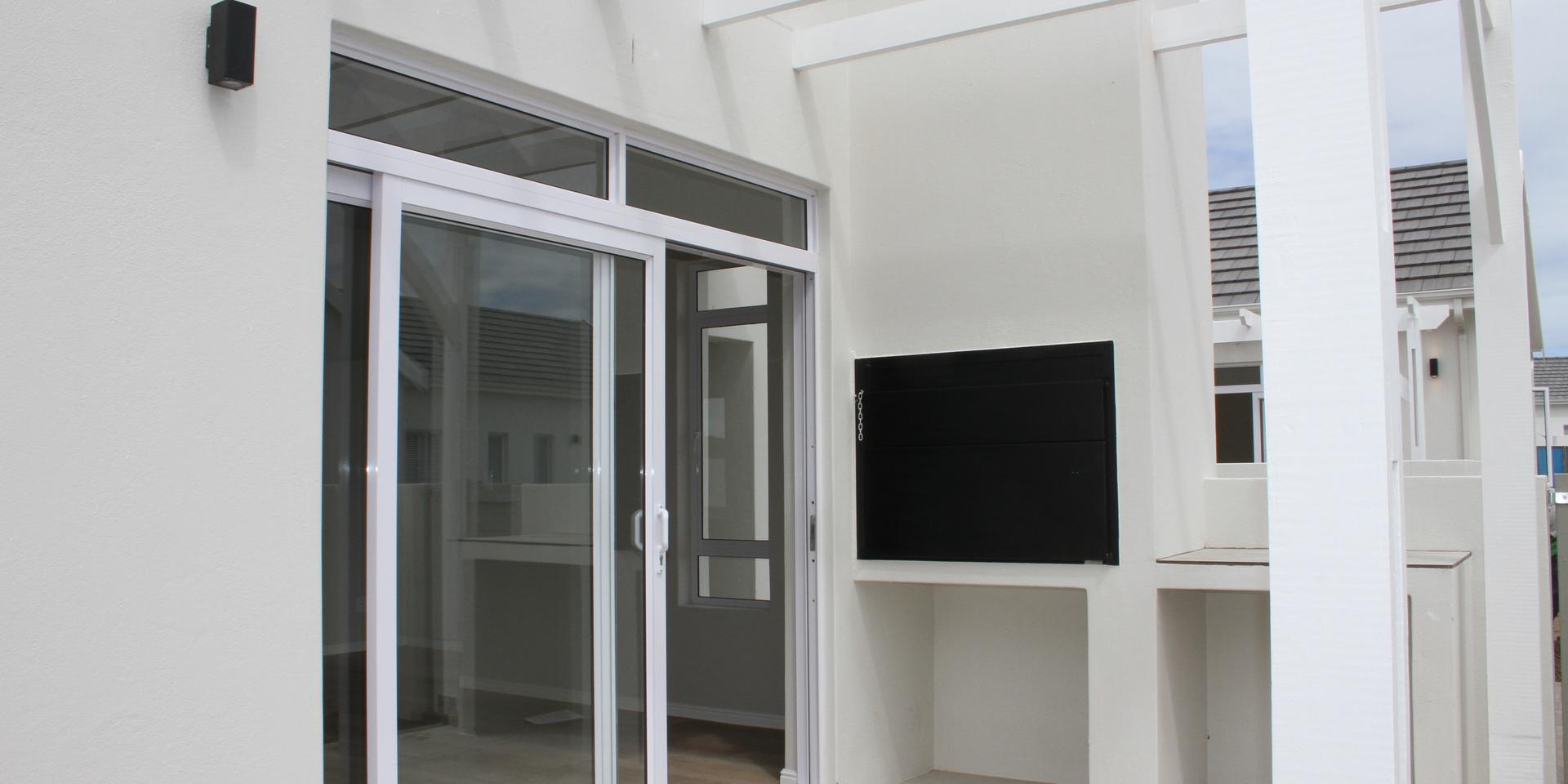 Image 5 of 6
