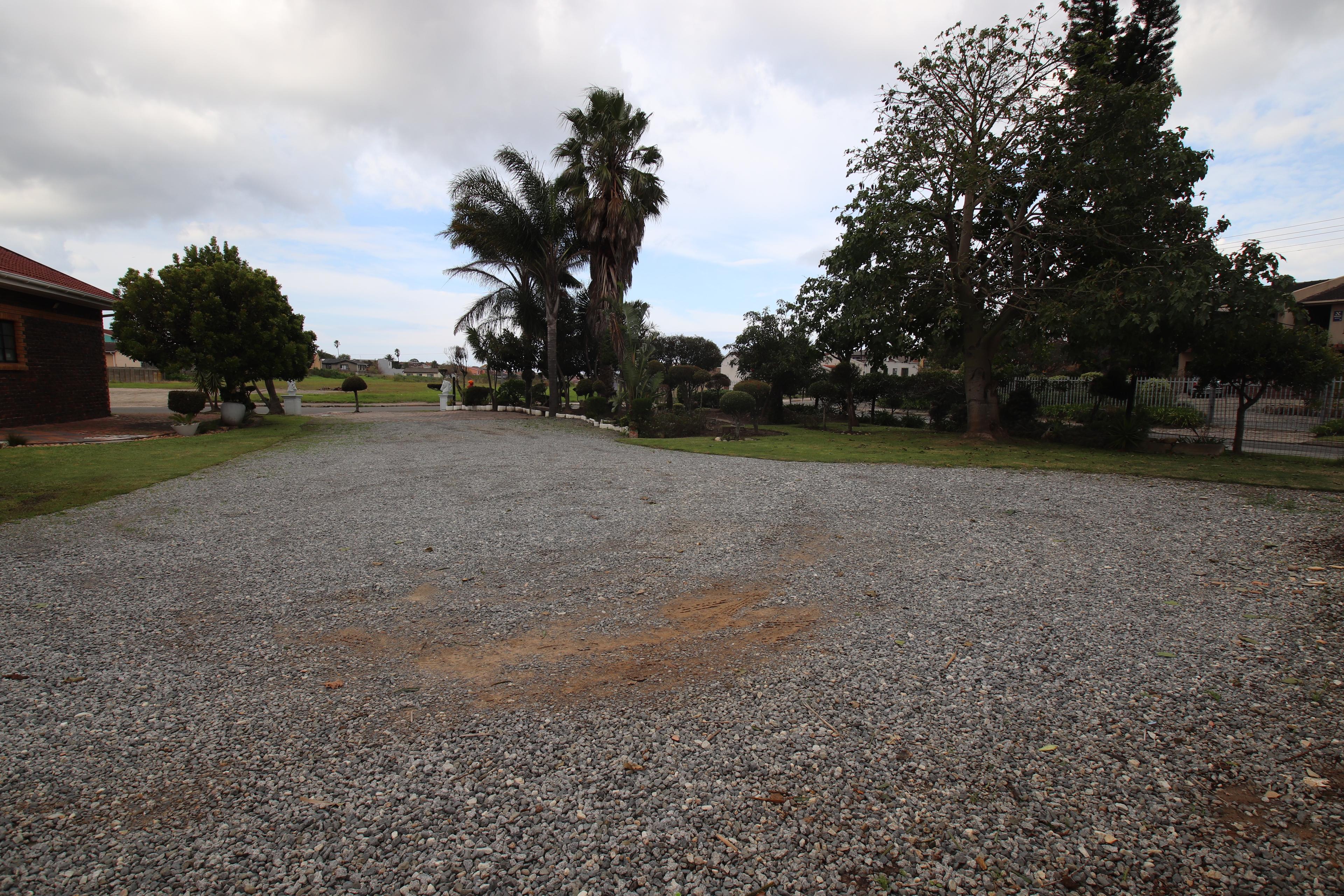 Image 2 of 6