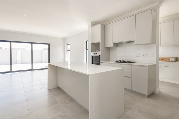 Main property image