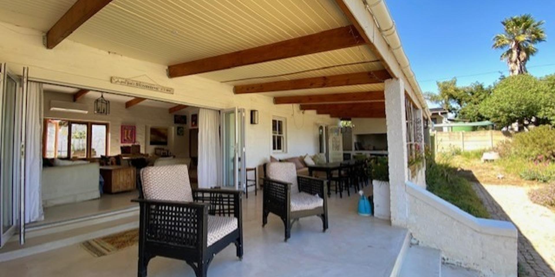 Image 4 of 6