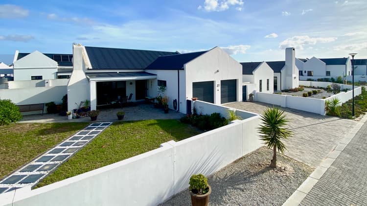 Main property image