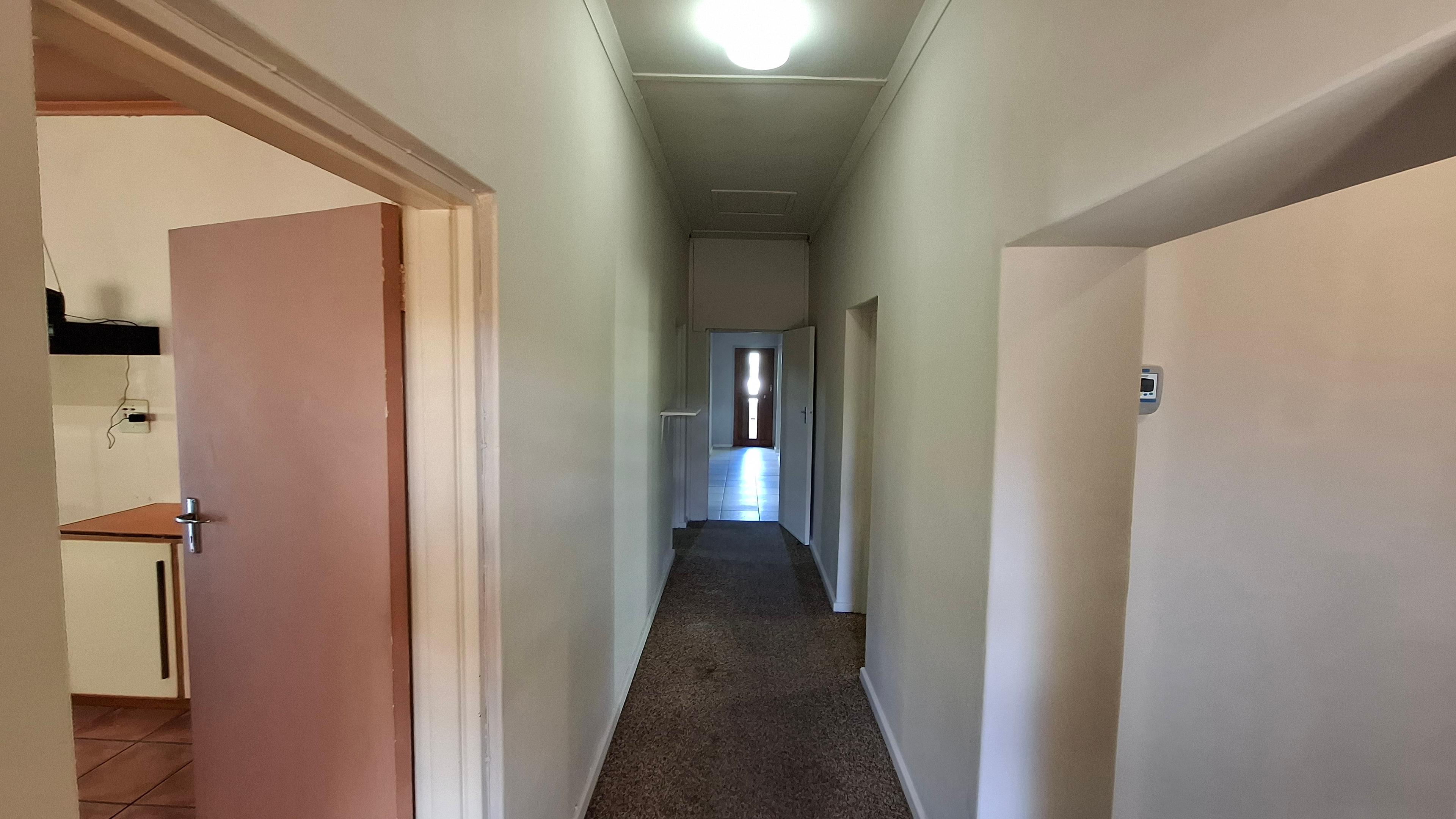 Image 5 of 6