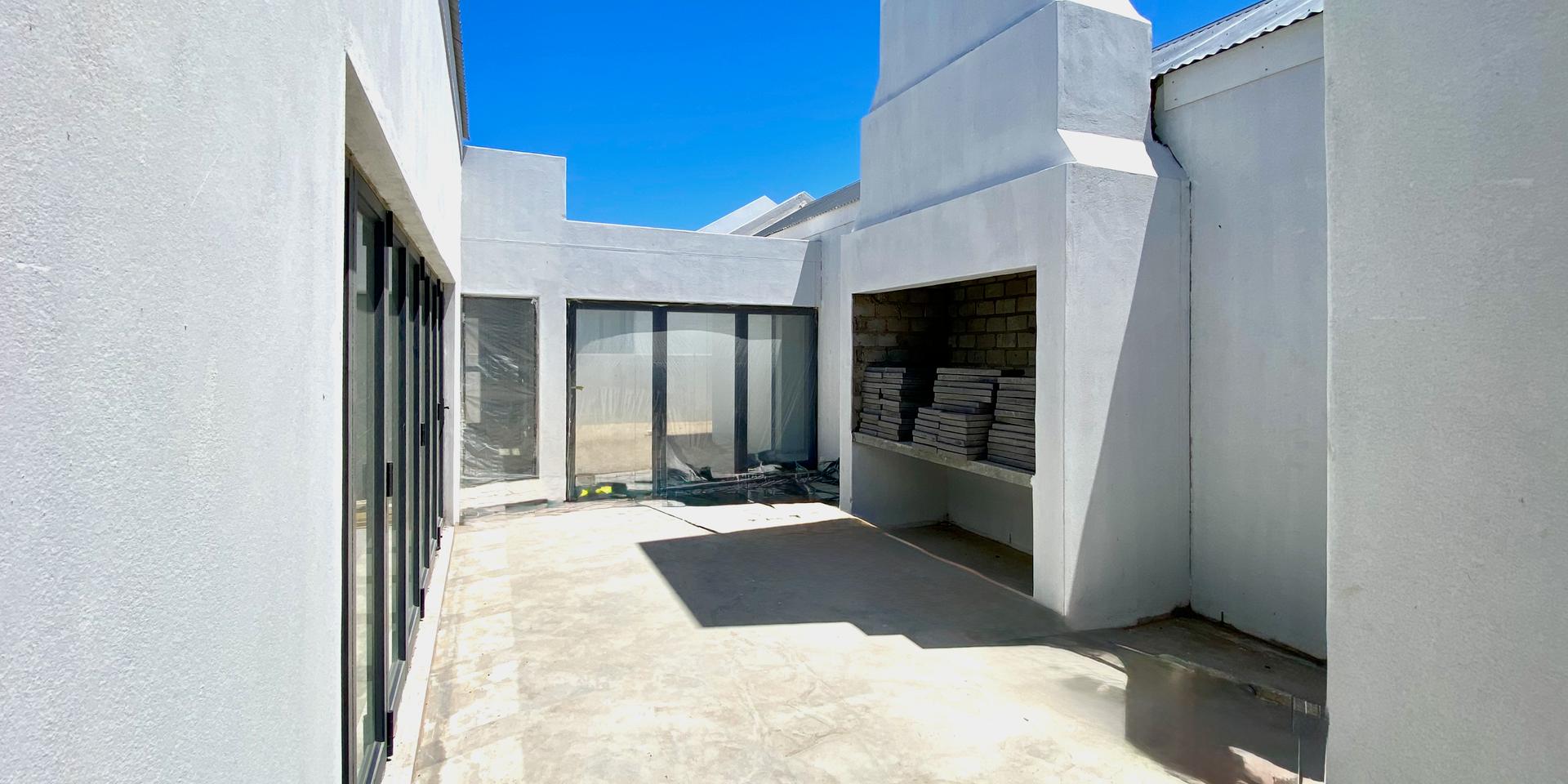 Image 4 of 6