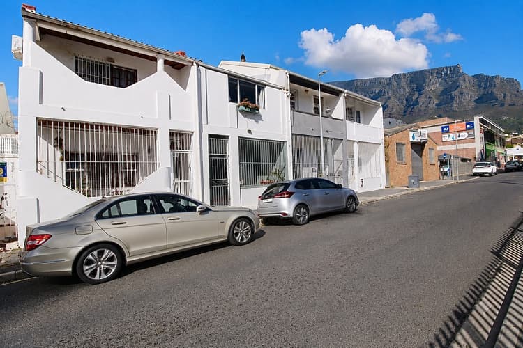 Main property image