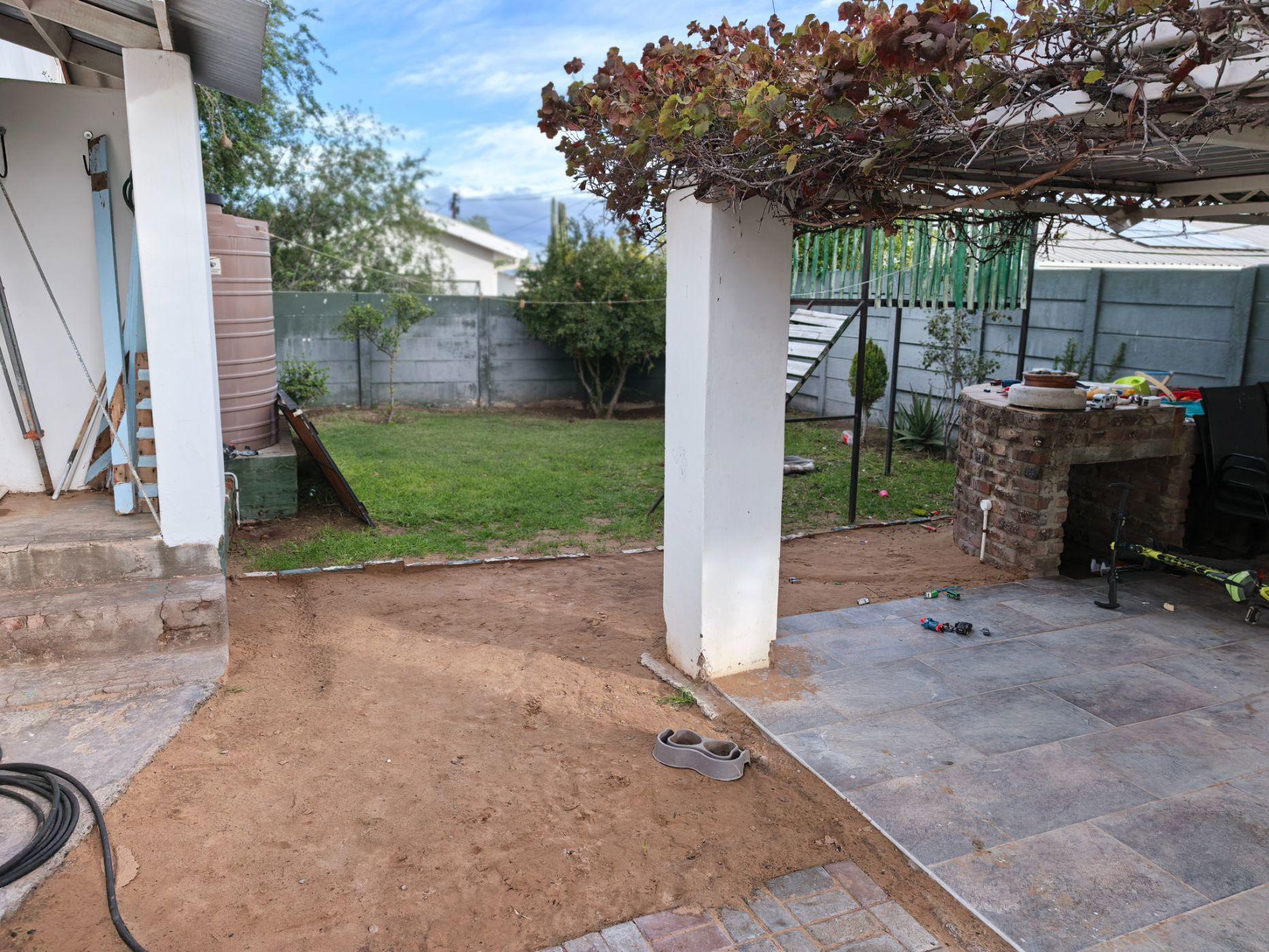 Image 3 of 6