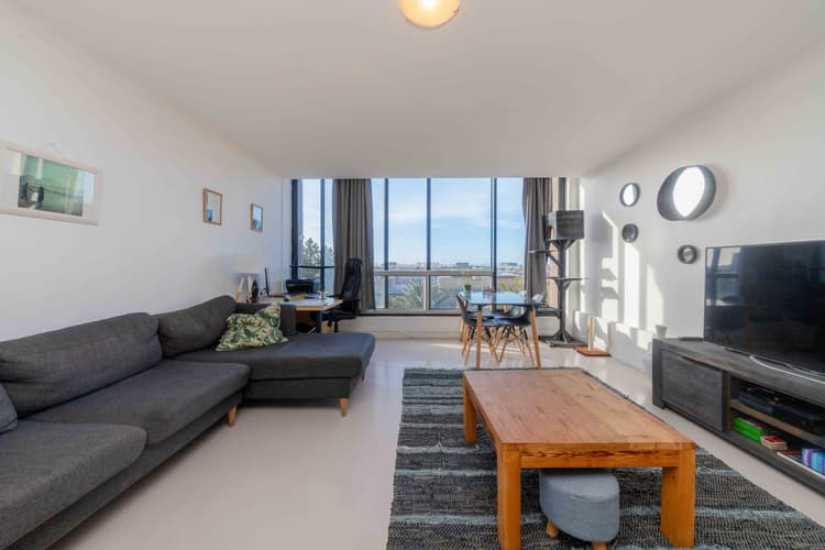 Main property image