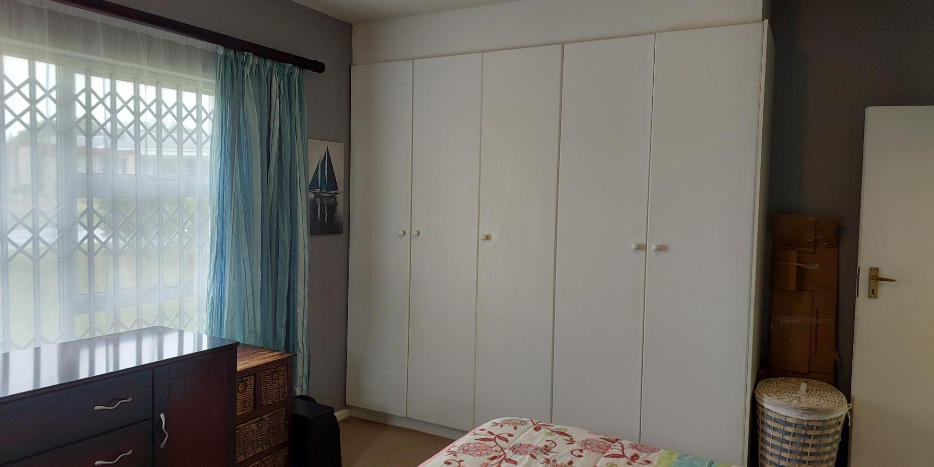 Image 5 of 6