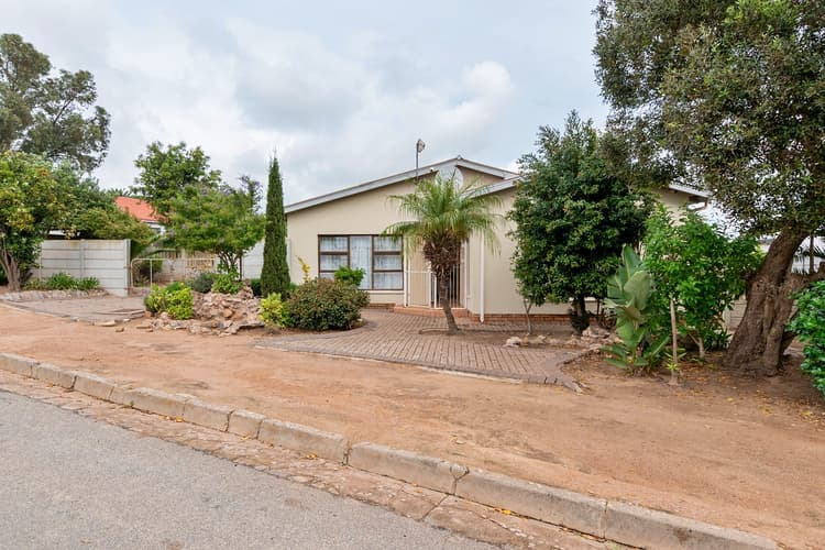 Main property image