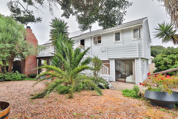 Main property image