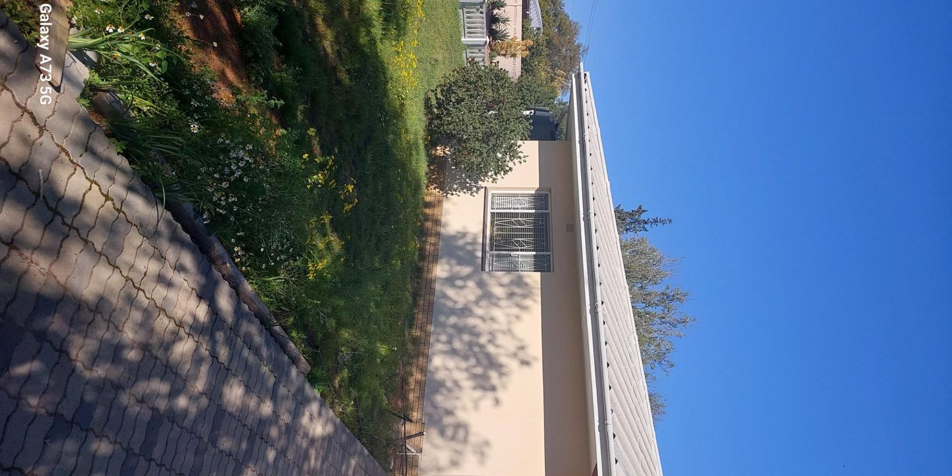 Image 3 of 6
