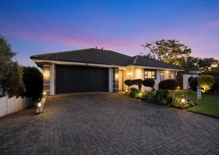 Main property image