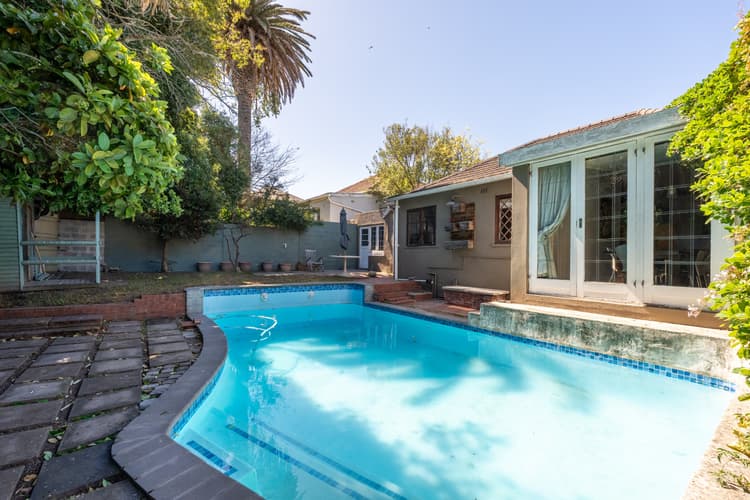 Main property image