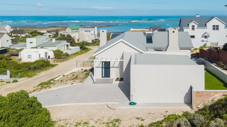 Main property image