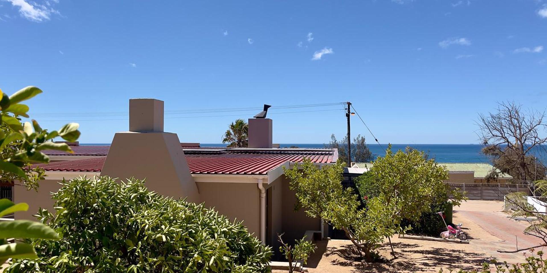 Image 4 of 6
