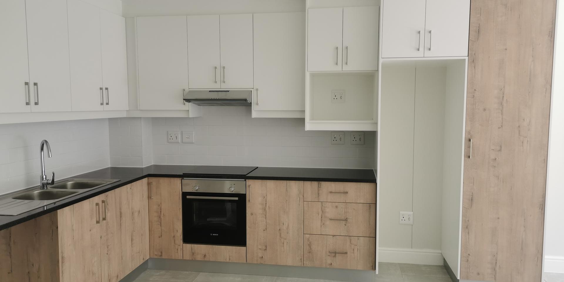 Image 2 of 6