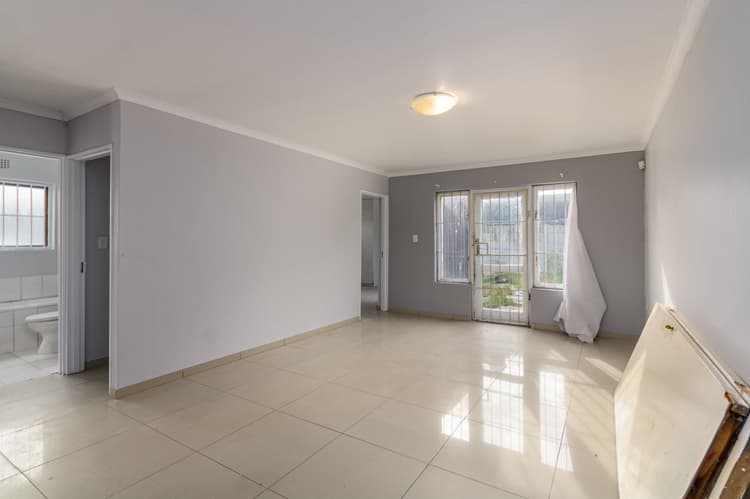 Main property image