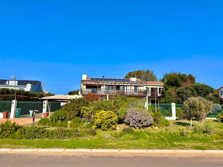 Main property image
