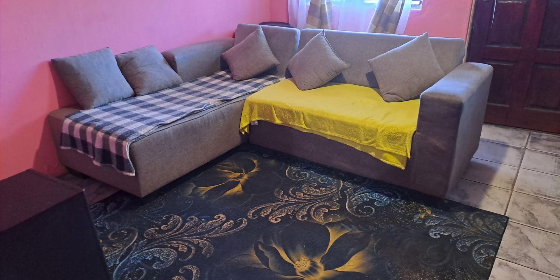 Image 4 of 6
