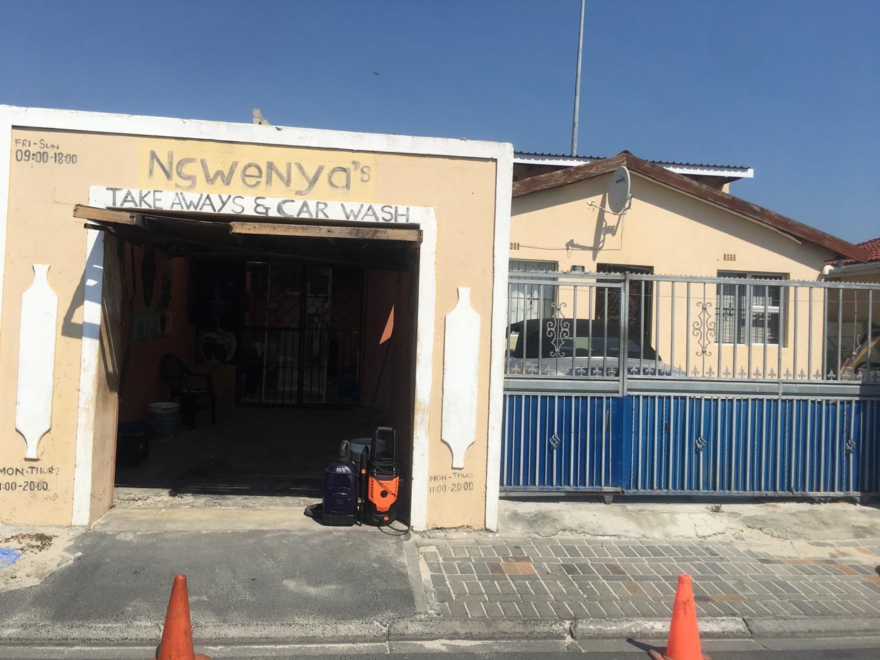Image 1 of 6