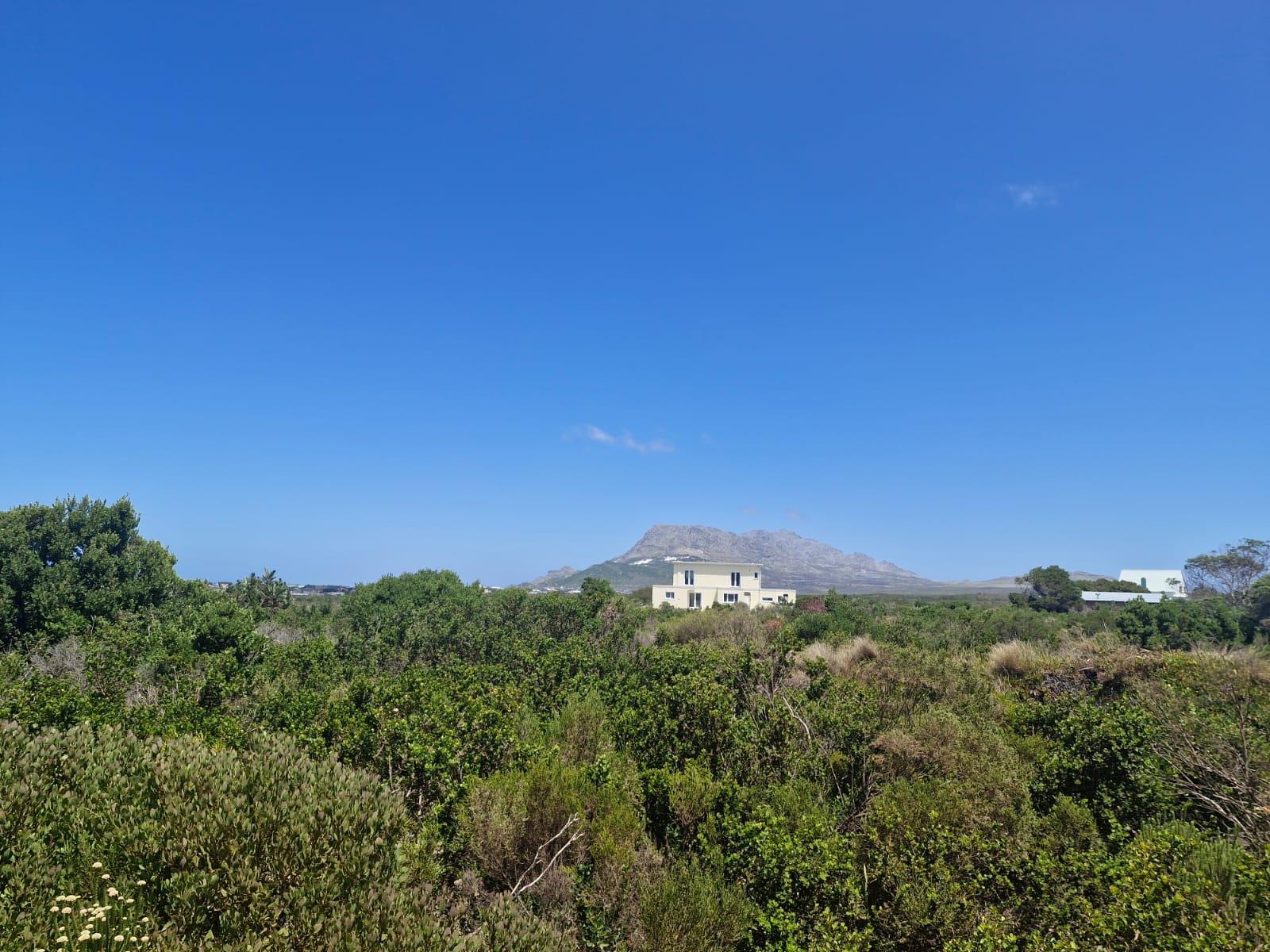 Image 2 of 6