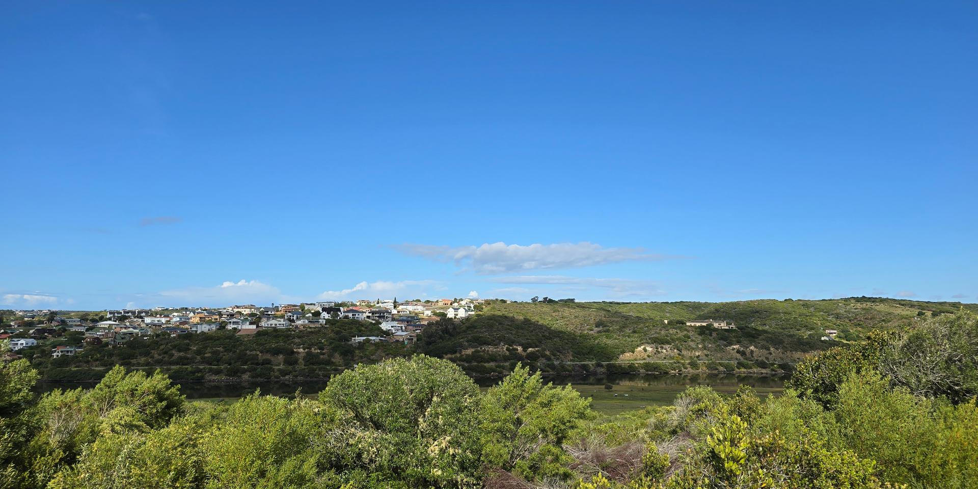Image 2 of 6