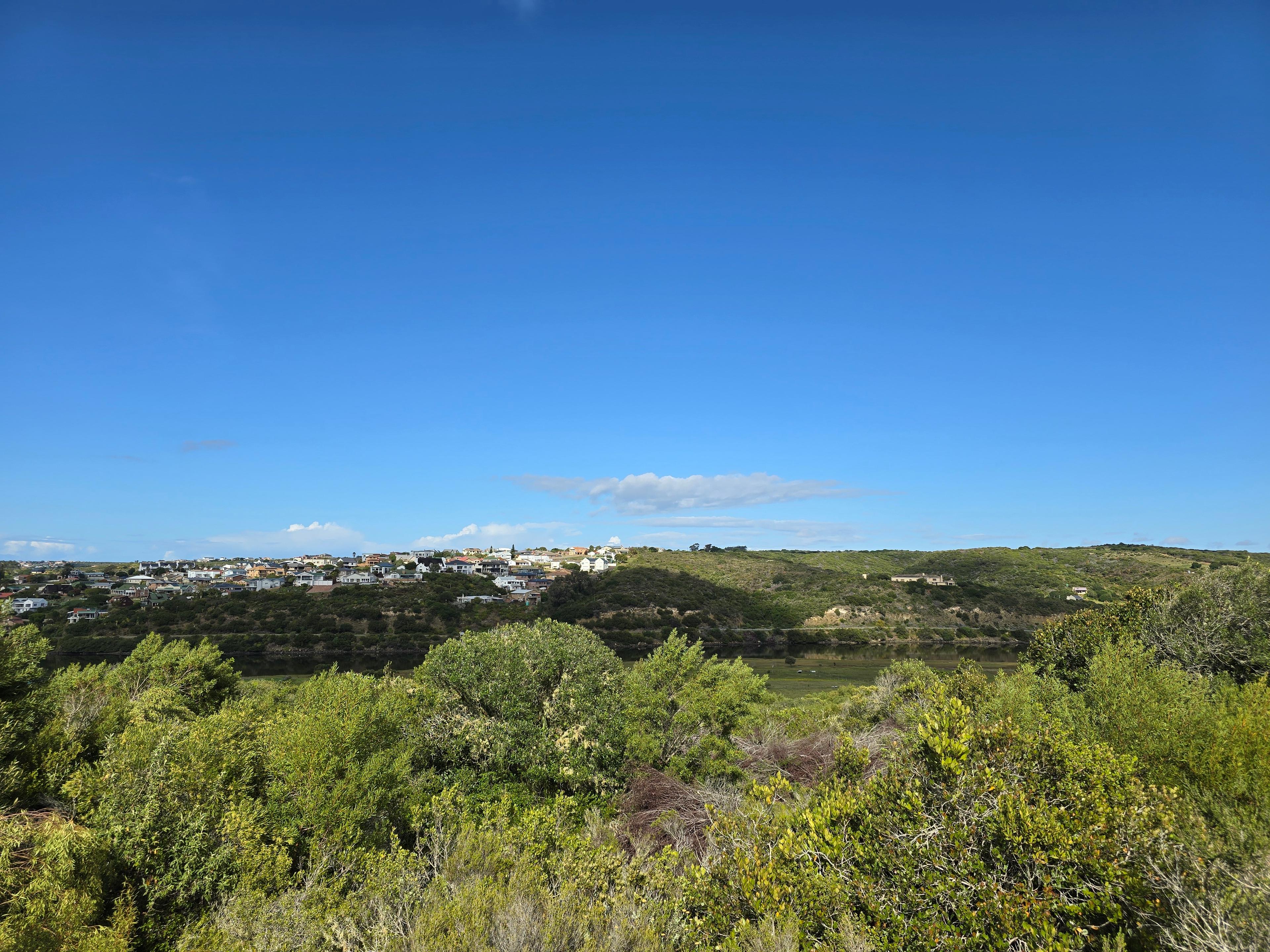 Image 2 of 6