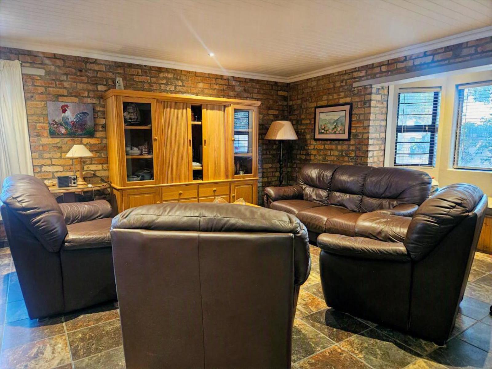 Image 4 of 6