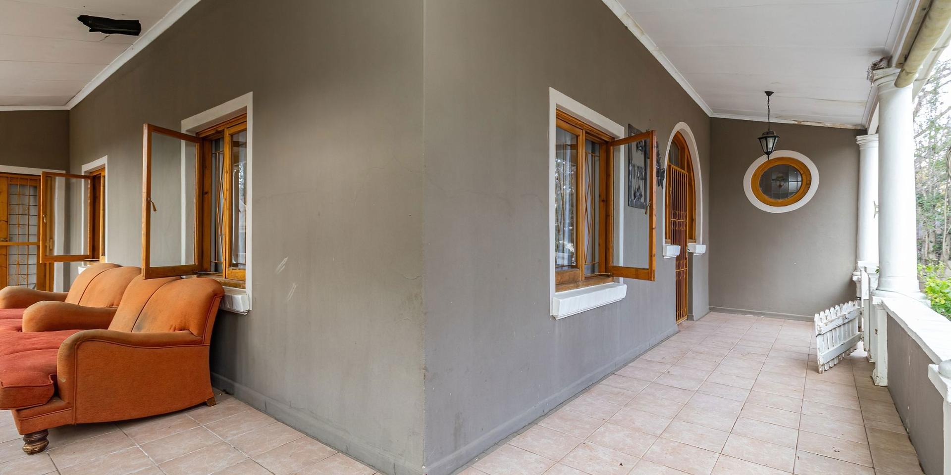 Image 5 of 6