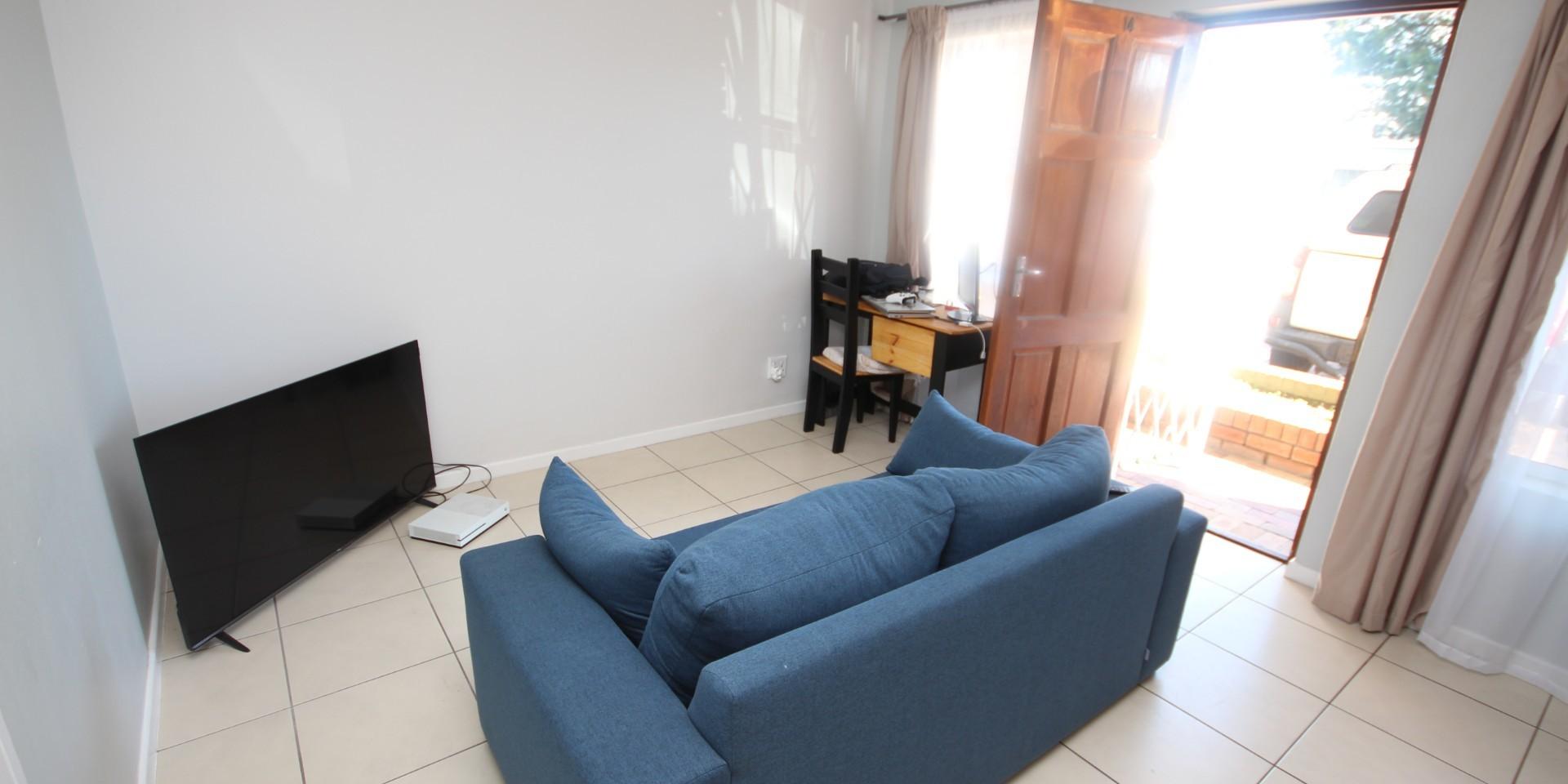 Image 5 of 6