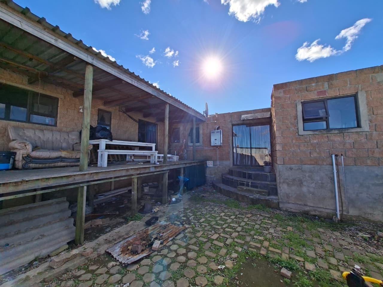 Image 1 of 6