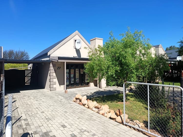 Main property image