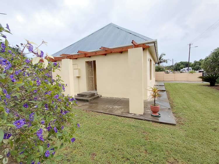 Main property image