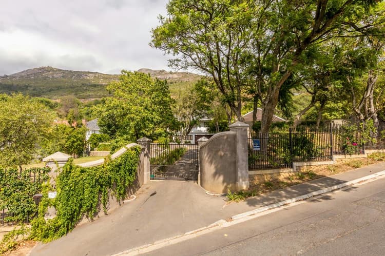Main property image