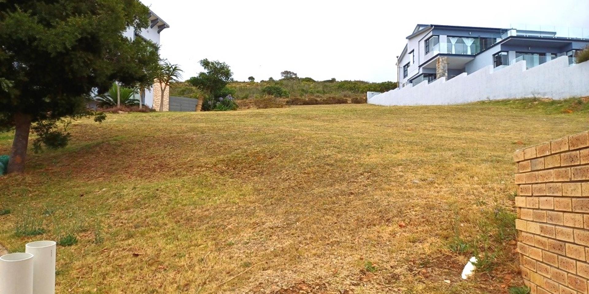 Image 2 of 6